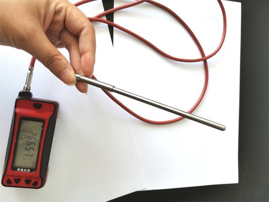 Pt100 Digitalthermometer mit drahtloser Datenübertragung und ±0,05°C/Jahresstabilität