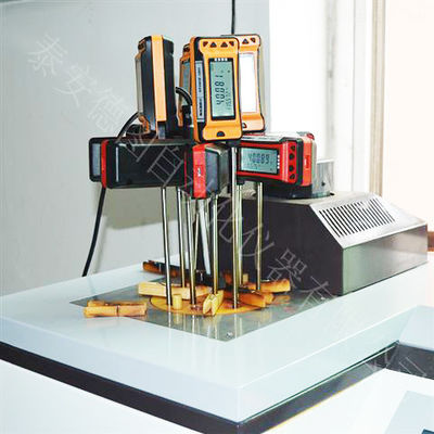Labortemperaturmessungen mit einem hochpräzisen digitalen Thermometer erleichtert
