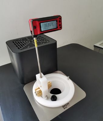 0.001C Auflösung Schwarzkörperstrahlungsquellenkalibrator zur Thermometerkalibrierung